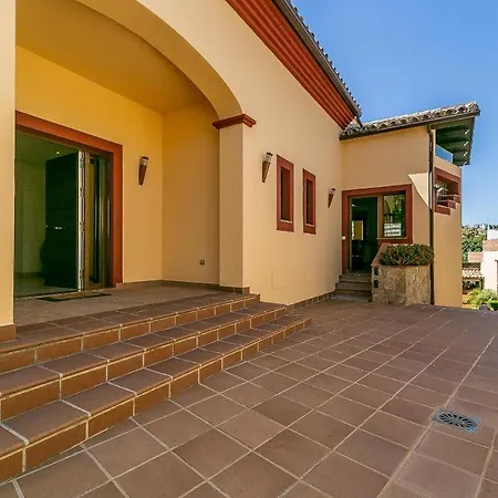 Vive Exclusiva Mar Y Golf, Solo Adultos