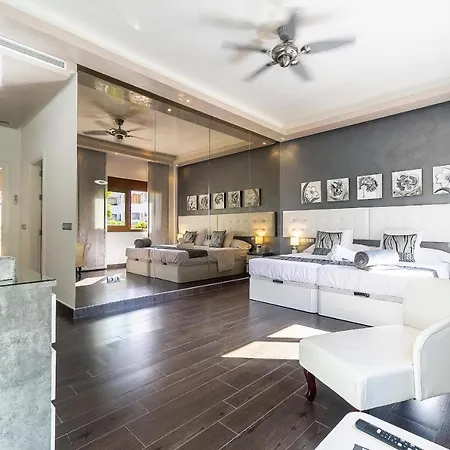 Vive Exclusiva Mar Y Golf, Solo Adultos Benalmadena